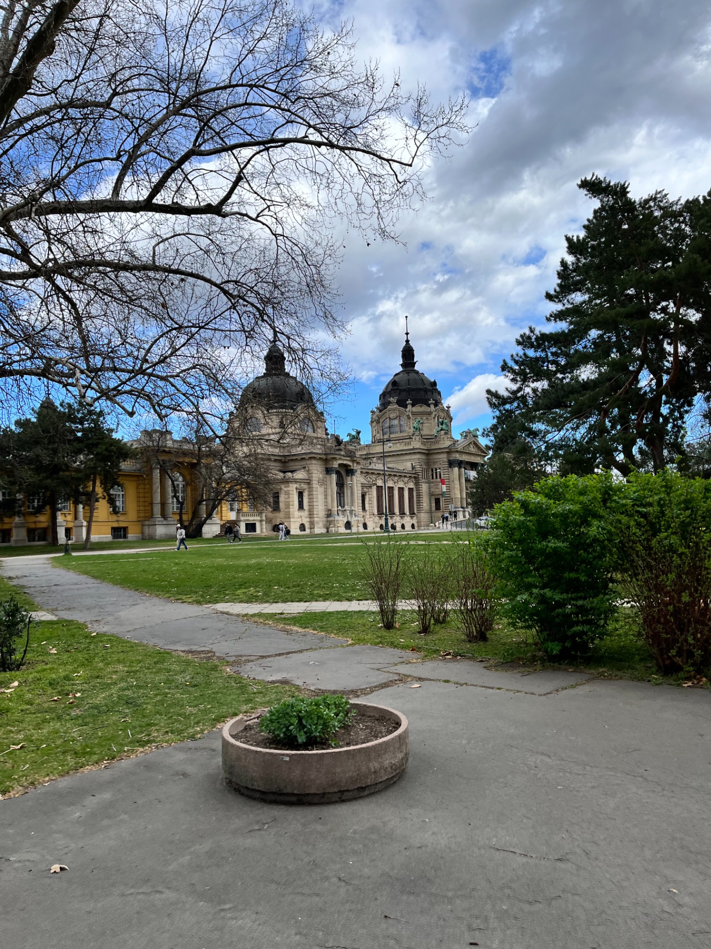 Budova Szechenyiho lázní